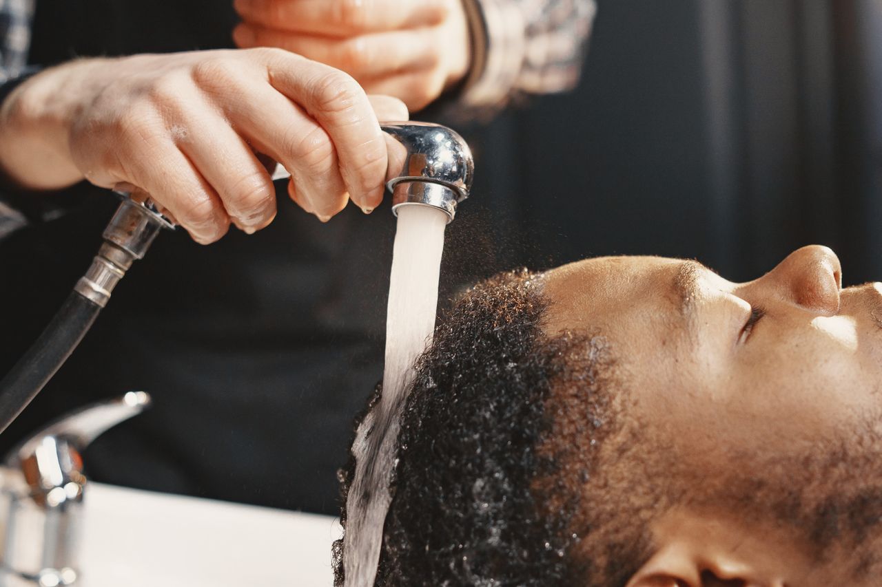 Why Is Your Scalp Sore? 7 Common Causes and How to Find Relief